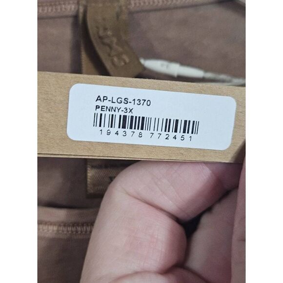 Skims casual long sleeved top Nwt - Picture 7 of 9